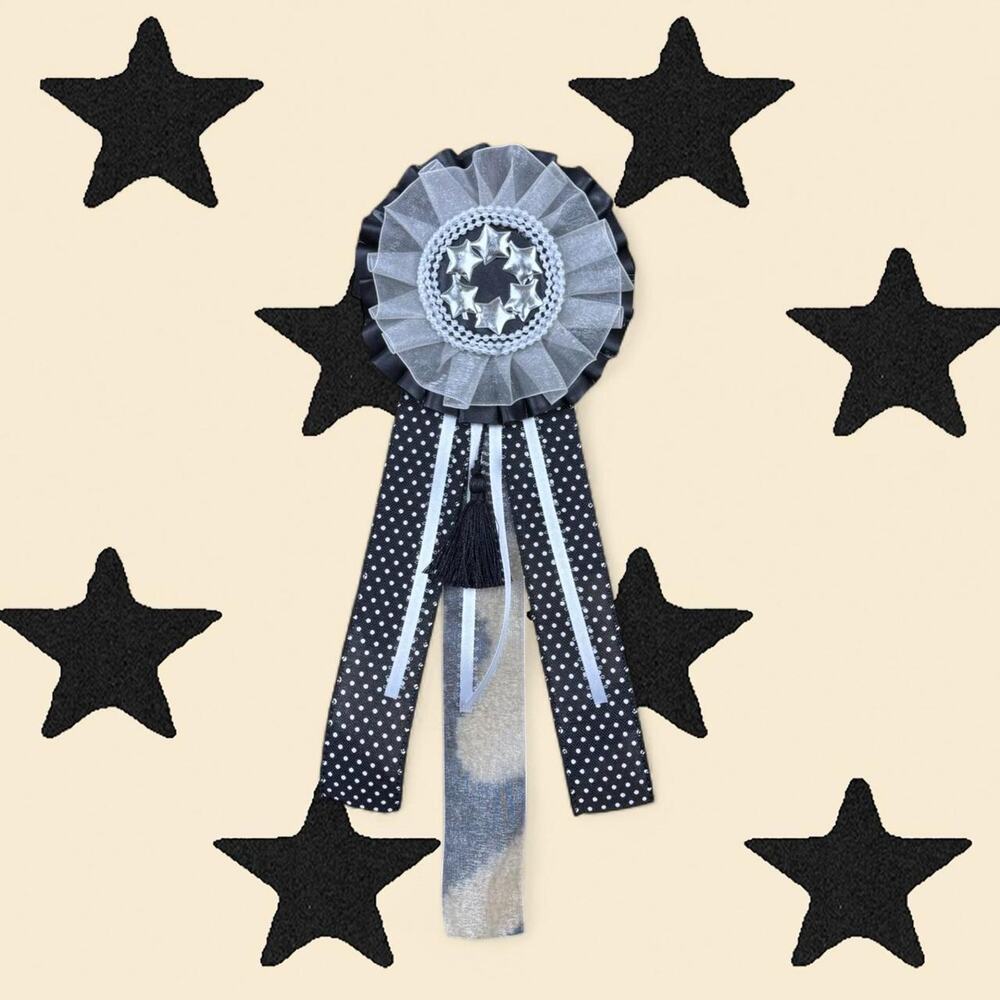 Black white polka